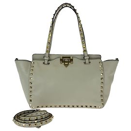 Valentino Rockstud weiße Leder-Tote Weiß