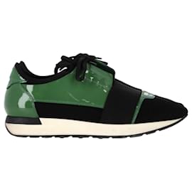 Balenciaga-Baskets Balenciaga Race Runner en cuir verni vert-Vert