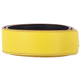 Fendi-Fendi Vitello Dolce Bi-Color Strap in Yellow Leather-Yellow