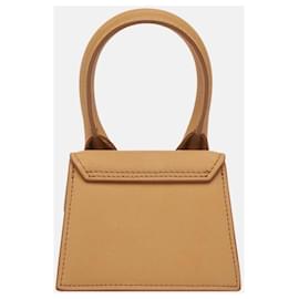 Jacquemus-The Chiquito-Caramel