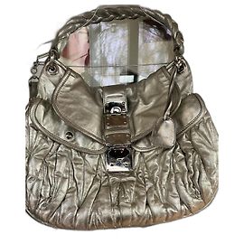 Miu Miu gesteppte Leder Handtasche Silber Silber