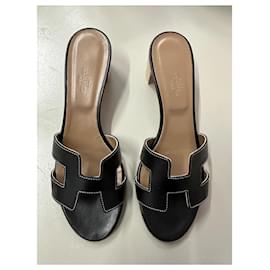 Hermès-Hermes Oasis black sandals-Black