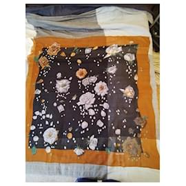 Hermès-Hermès Square La Rosée 130X130-Black,Orange