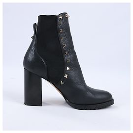 Bottes en cuir à côtés élastiques Rockstuds Valentino Garavani en noir, taille 37,5 EU Noir