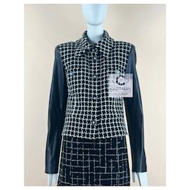 Chanel-Chanel Paris / Cosmopolite Black Shimmer Tweed Jacket-Black