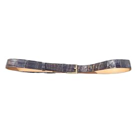 Hermès-vintage Hermès crocodile leather belt 80cms, gold-plated steel buckle-Brown