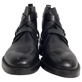 Hermès-Hermès FInland Ankle Boots in Black Leather-Black