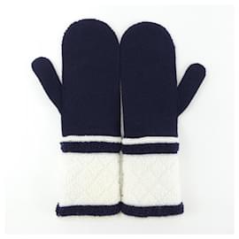 Chanel-Chanel Cashmere Warm Gloves-White,Navy blue