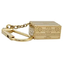Louis Vuitton-LOUIS VUITTON Trunk Charm metal Gold LV Auth 114602-Golden