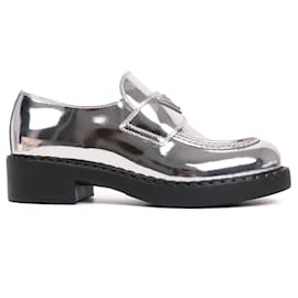 Prada-PRADA Flats T.EU 36 Leather-Silvery