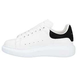 Alexander Mcqueen-Alexander McQueen Oversized Sneaker-White