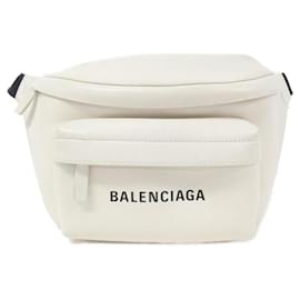 Balenciaga-Balenciaga Everyday Belt Pack 552375 DLQ4N Waist Bag-White