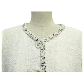 Chanel-CHANEL JACKET GOLD CC LOGO BUTTONS P30632V20636 XL 46 WHITE TWEED-White