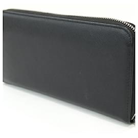 Prada-Prada Round Long Wallet in Black Leather-Black