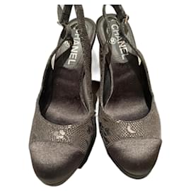 Chanel-Chanel slingback pumps-Black