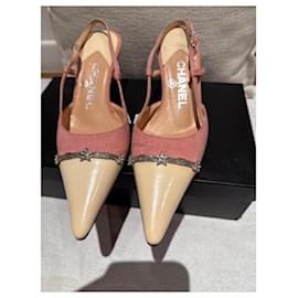 Chanel-Bicolor slingback pumps with small heels-Pink