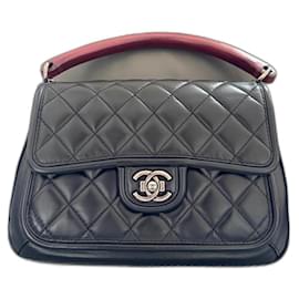Chanel-Timeless Chanel with handle and signature chain strap-Black