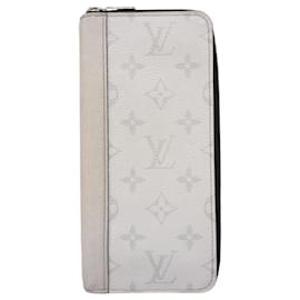 Louis Vuitton-Louis Vuitton Long Wallet Taiga Rama Zippy Vertical M31078-White