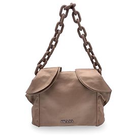 Prada Bolsa de ombro em couro metálico dourado com babados e alça de corrente de lucite Bege