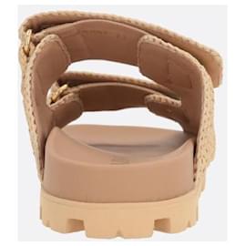 Prada-Prada flat sandal made of natural colored synthetic raffia-Beige,Gold hardware