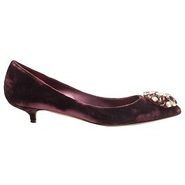 Samt-Glitzer-Pumps mit Kristallspitze von Dolce & Gabbana Lila