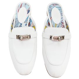 Mules Kelly com fecho giratório em couro de vitela da Hermès Branco