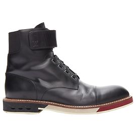 Botas de senderismo de cuero con logo LV de Louis Vuitton Negro