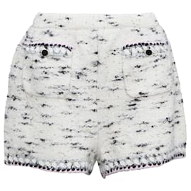 Chanel-Chanel 21A Runway cream cashmere wool tweed trim boucle knit shorts-White,Cream