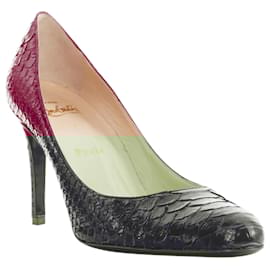 Christian Louboutin-Pompes à bout rond en cuir brillant Miss Gena de Christian Louboutin-Rouge
