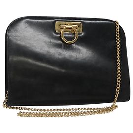 Borsa a spalla in pelle nera e oro Gancini Chain di Salvatore Ferragamo Auth bs22402 Nero D'oro