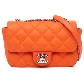 Chanel Naranja París Seúl Pequeño Goma Coco Lluvia Solapa Naranja