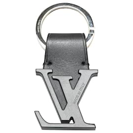Louis Vuitton-Louis Vuitton Black Leather LV Initials Key Holder-Black