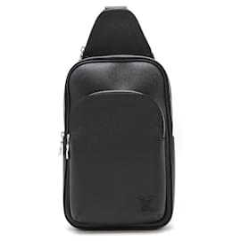 Louis Vuitton-Louis Vuitton Taiga Avenue Sling Bag-Black