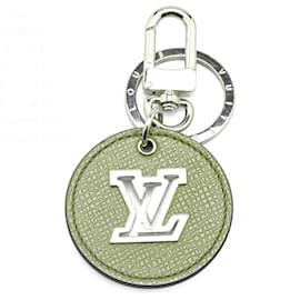 Louis Vuitton-Louis Vuitton Silver LV Circle Eyelet Key Chain-Silvery,Red