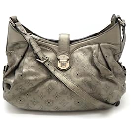 Louis Vuitton-Louis Vuitton Monogram Mahina XS Shoulder Bag-Silvery,Metallic