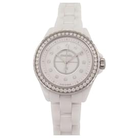 Chanel-NEW CHANEL J12 H6418 33 MM CERAMIC DIAMOND QUARTZ CERAMIC WATCH-White
