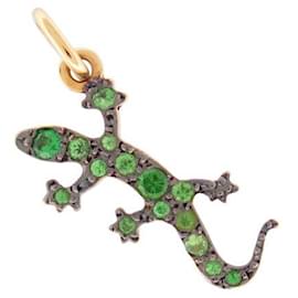 Dodo Pomellato-NINE PENDANT DODO POMELLATO CHARM GECKO D13GCGOG 18K TSAVORITE GOLD PENDANT-Golden