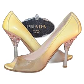 Prada-you have pointed out-Multiple colors