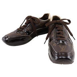 Sneaker aus Monogramm-Canvas von Louis Vuitton Andere