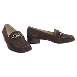 Salvatore Ferragamo-Salvatore Ferragamo Suede Loafers-Brown