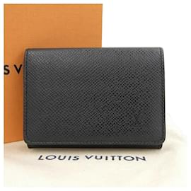 Louis Vuitton-Louis Vuitton Taiga Card Case M64595-Black
