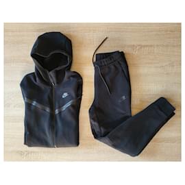 Autre Marque-Nike Sportswear Tech Fleece jogging set in new condition without tags-Other