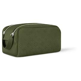 Louis Vuitton-LV Dopp Kit Taurillon red-Red