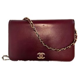 Pochette Chanel in pelle rosso scuro Bordò
