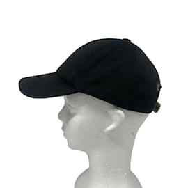 Louis Vuitton-Louis Vuitton M7050M Cap in Black-Black