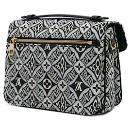 Louis Vuitton-LOUIS VUITTON Handbags T.  Leather-Black
