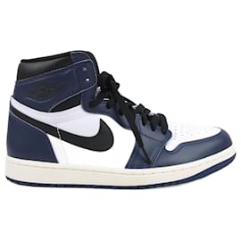 Nike-Nike Air Jordan Leather High-Top Sneakers in White x Navy DZ5485-401-Navy blue