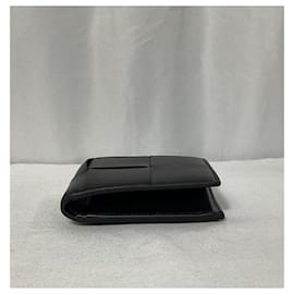 Bottega Veneta- Bottega Veneta Cassette Intrecciato Billfold Wallet in Black Leather-Black