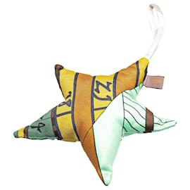 Hermès-Hermès Yellow Petit H Star Ornament Bag Charm-Yellow