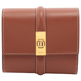 Céline 16 PM Brown